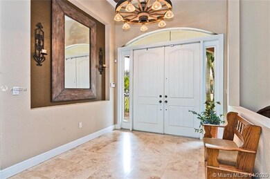 12683 N Winners Cir, Davie, FL 33330 - photo 4