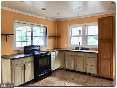 501 Whitall Ave, Millville, NJ 08332 - photo 4