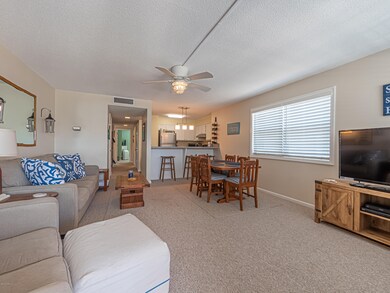 Living/Dining Area