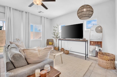 2929 N 37th St unit 10, Phoenix, AZ 85018 - photo 2