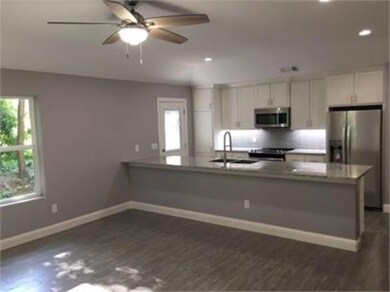 929 W Collins St, Denison, TX 75020 - photo 4