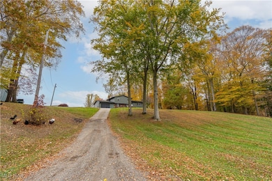 3637 Old Forge Rd, Rootstown, OH 44272 - photo 2