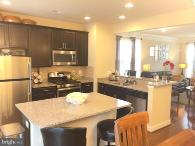 4519 Potomac Highlands Cir unit 135, Triangle, VA 22172 - photo 7