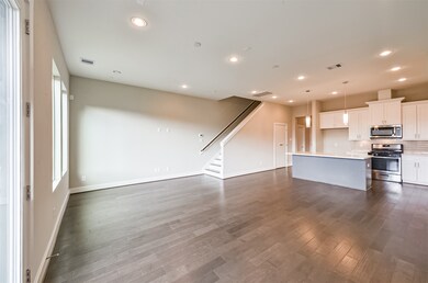 5516 Rosslyn Rd, Houston, TX 77091 - photo 6