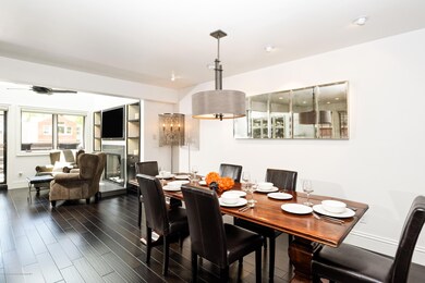 715eHopkins_Dining2