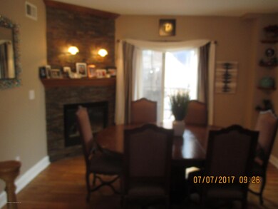 34 Daniella Ct, Staten Island, NY 10314 - photo 4