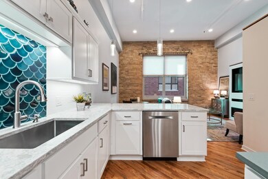 601 Linden Place unit 119, Evanston, IL 60202 - photo 3