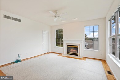 703 E Gray Fox Ln unit 219, Glen Mills, PA 19342 - photo 3
