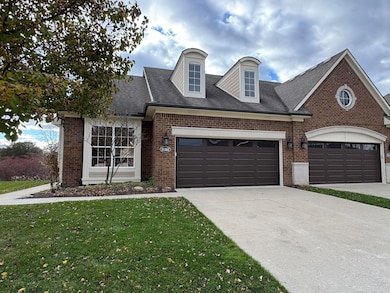 21262 Lilac Ln, Clinton Township, MI 48036 - photo 2