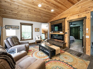 12624 Merlau Ave -106