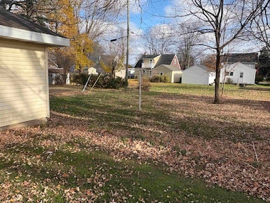 172 N Main St, Clintonville, WI 54929 - photo 2