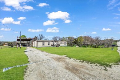 253 Denton Heights Ln, Weatherford, TX 76085 - photo 3