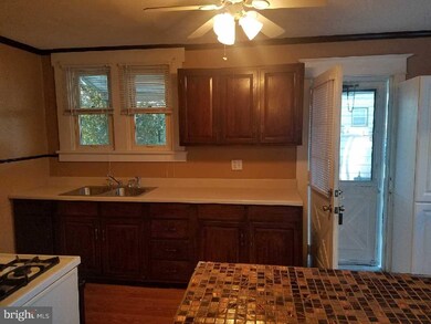 2748 Jenkintown Rd, Glenside, PA 19038 - photo 7