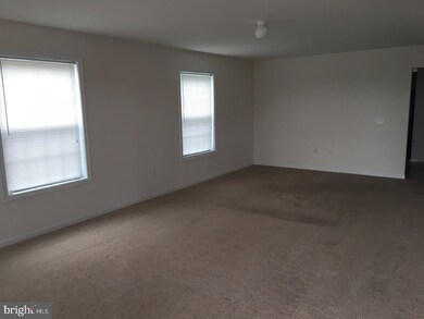 193 W Harmony Dr, Pottstown, PA 19464 - photo 3