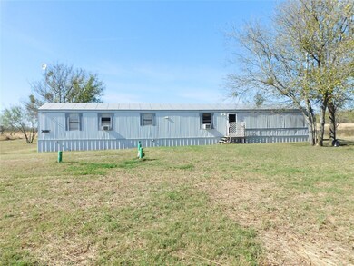 233 Hcr 3315, Hubbard, TX 76648 - photo 2