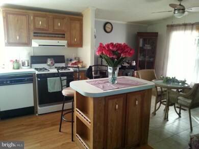 216 Horseshoe Dr, Garnet Valley, PA 19060 - photo 3