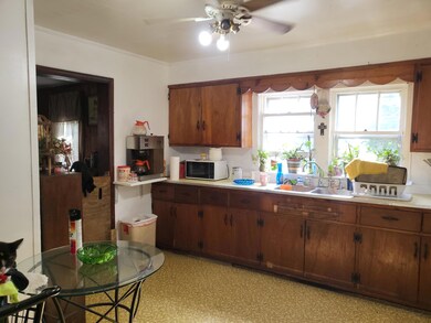 925 Hopson St, Johnson City, TN 37601 - photo 3