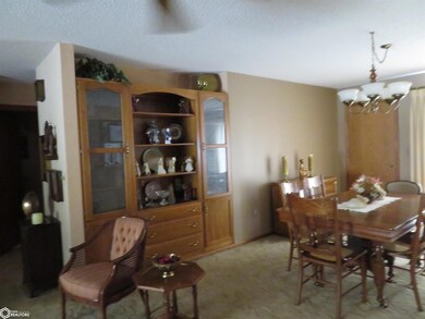 212 3rd Ave NE, Clarion, IA 50525 - photo 4