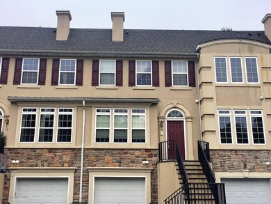 17 W Aspen Exterior