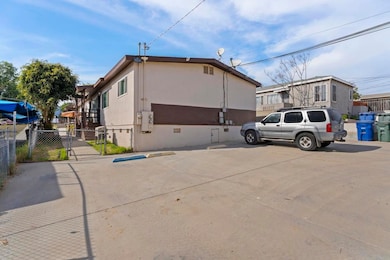 447 Grand Ave, Spring Valley, CA 91977 - photo 4