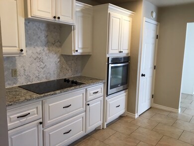 2205 Twin Dr, Duncan, OK 73533 - photo 3