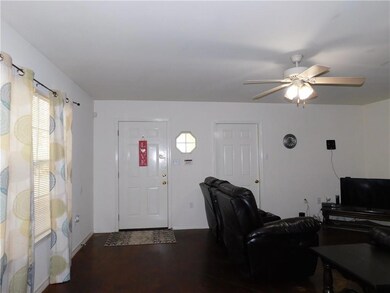 945 Carnation St, Slidell, LA 70460 - photo 4