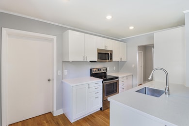 574 Dobbin Rd, Charleston, SC 29414 - photo 4