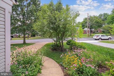 708 Highland Ave, Falls Church, VA 22046 - photo 3