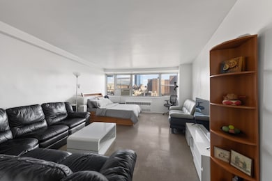 Chatham Green Apartments unit 8F, New York, NY 10038 - photo 4