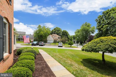 17411 Kirstin Ct, Olney, MD 20832 - photo 5