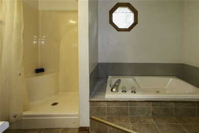 4001 SE 26th St, Des Moines, IA 50320 - photo 7