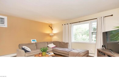 102 Hillcrest Park Rd, Cos Cob, CT 06807 - photo 4