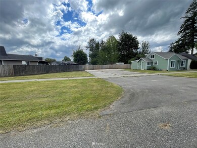 403 Corrin Ave SE, Orting, WA 98360 - photo 3