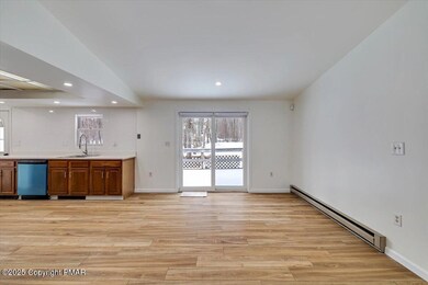 115 Daisy Dr, Effort, PA 18330 - photo 6