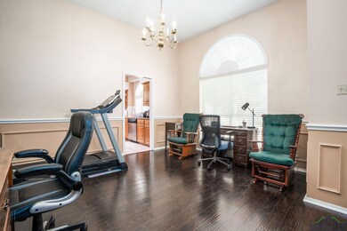 1609 Cimmarron Trail, Tyler, TX 75703 - photo 7