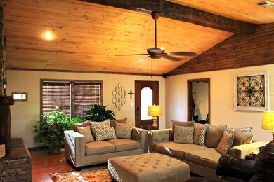 2002 Tarleton St, Midland, TX 79707 - photo 3