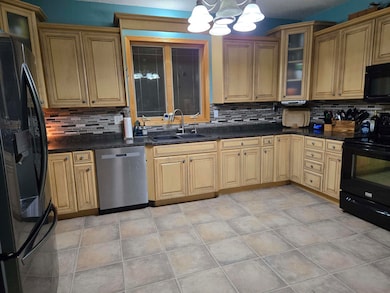 16298 Unity Ave, Cresco, IA 52136 - photo 5