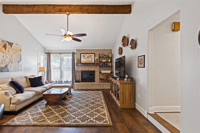 2908 Oak Valley Dr, Bedford, TX 76021 - photo 4