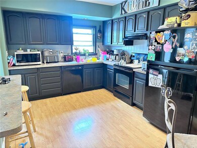 5241 3rd St, Whitehall, PA 18052 - photo 4