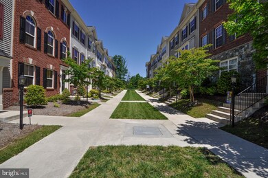 4310 Potomac Highlands Cir, Triangle, VA 22172 - photo 3