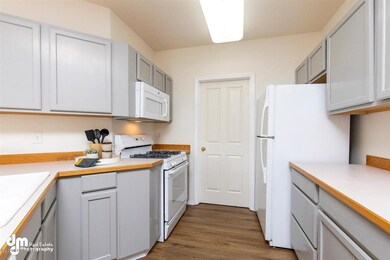 14-Kitchen 20200901-DW-0867