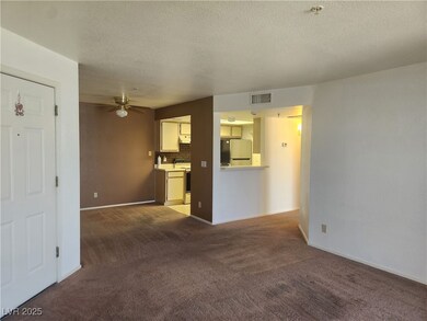 3550 Bay Sands Dr unit 2070, Laughlin, NV 89029 - photo 5