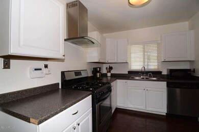 Kitchen2