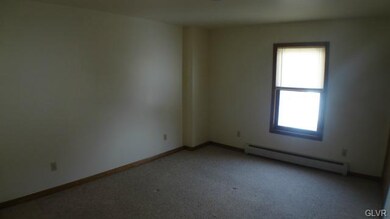 211 1st St unit 2, Slatington, PA 18080 - photo 5