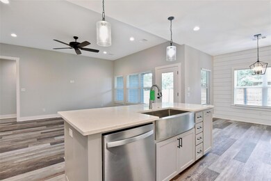 4902 Dry Creek Rd, Sherman, TX 75092 - photo 5