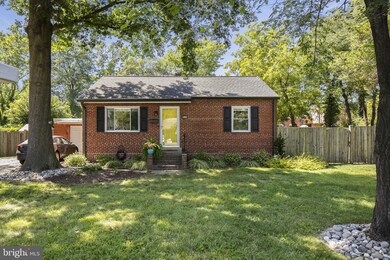 6806 Smithway Dr, Alexandria, VA 22307 - photo 4