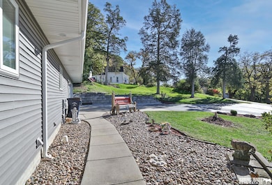 300 E Eldora Ave, Weeping Water, NE 68463 - photo 7