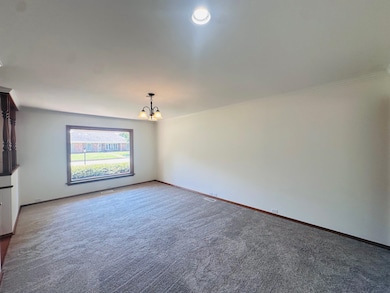 2016 Ramona Dr, Enid, OK 73703 - photo 4