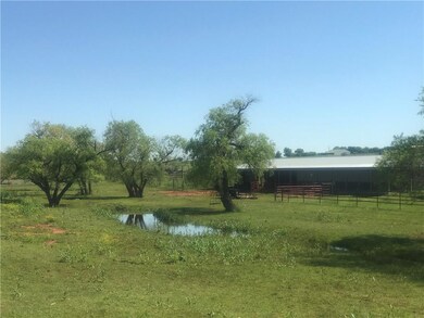 19967 E 1070 Rd, Elk City, OK 73644 - photo 3
