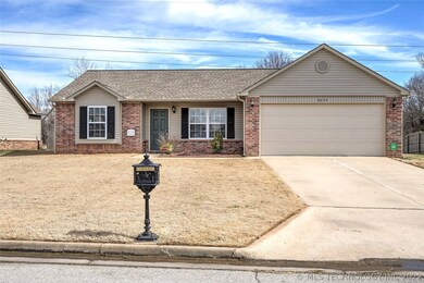 8633 S 264th East Ave, Broken Arrow, OK 74014 - photo 2